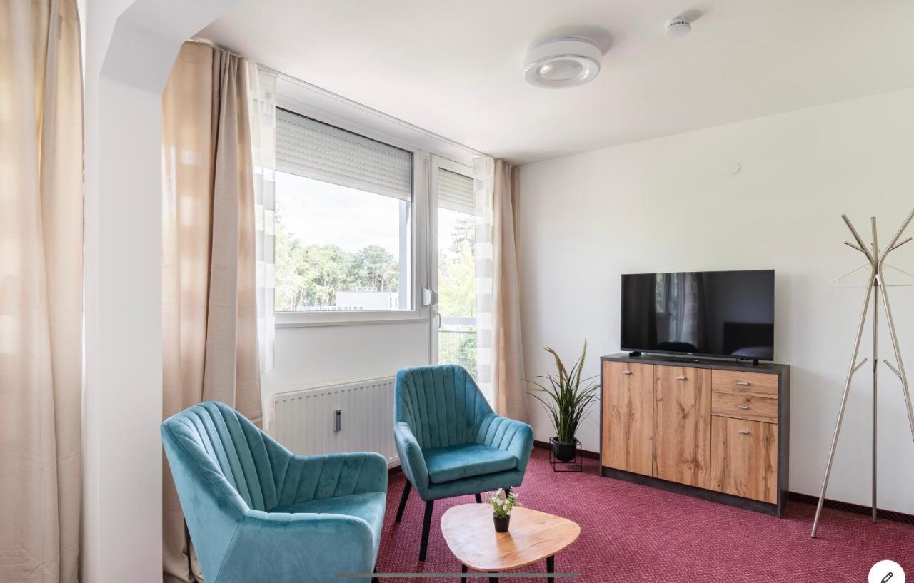 Sinus Premium Aparthotel Сиофок Екстериор снимка