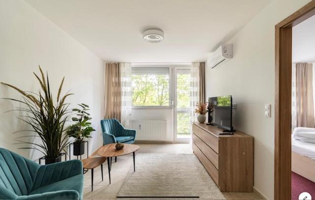 Sinus Premium Aparthotel Сиофок Екстериор снимка